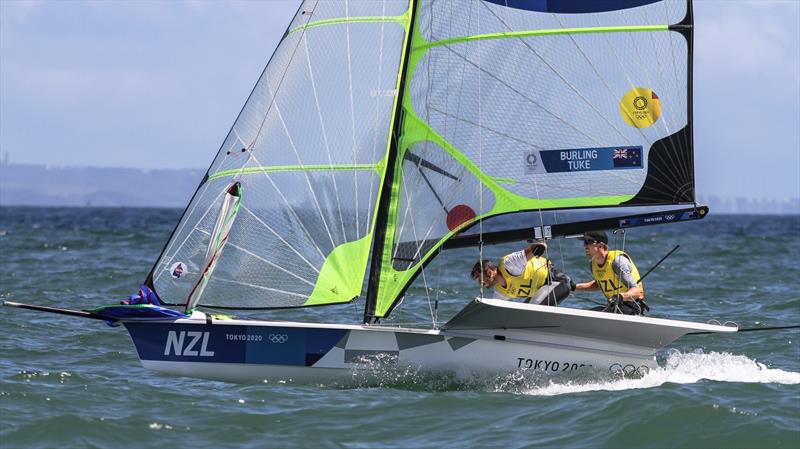 Peter Burling and Blair Tuke - 49er - Tokyo2020 - Day 9- August 2, - Enoshima, Japan. - photo © Richard Gladwell - Sail-World.com / Photosport