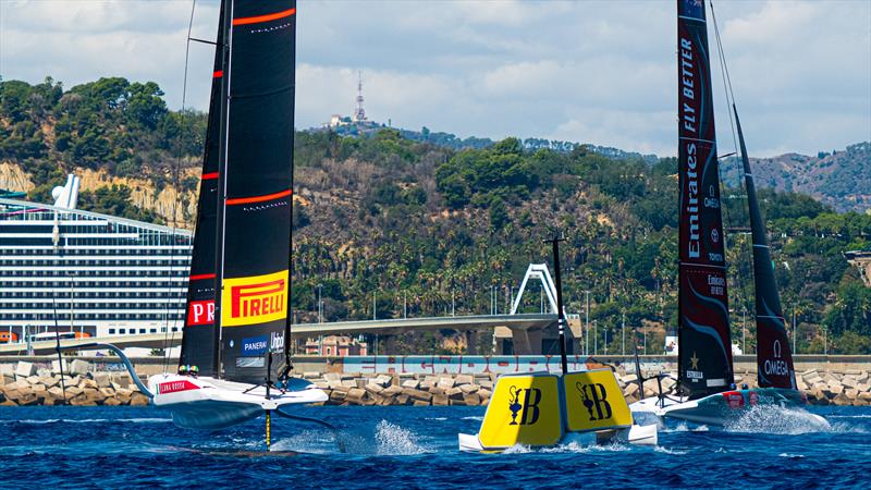 Luna Rossa Prada Pirelli and Emirates Team New Zealand -  America's Cup Practice - AC40 - Day 2 - Barcelona - September 1, 2023 photo copyright Ugo Fonolla / America's Cup taken at Royal New Zealand Yacht Squadron and featuring the AC40 class