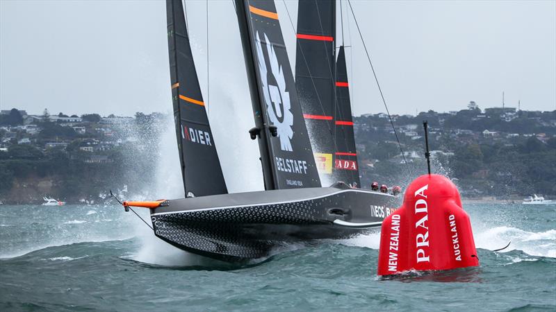 INEOS Team UK and Luna Rossa - Round Robin 2 - Hauraki Gulf - January 17, 2021- Prada Cup - 36th America's Cup - photo © Richard Gladwell / Sail-World.com