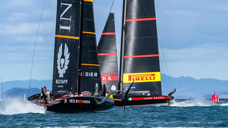 Luna Rossa and INEOS Team UK- Waitemata Harbour - January 23, 2021 - Prada Cup - 36th America's Cup photo copyright Richard Gladwell / Sail-World.com taken at Royal New Zealand Yacht Squadron and featuring the AC75 class