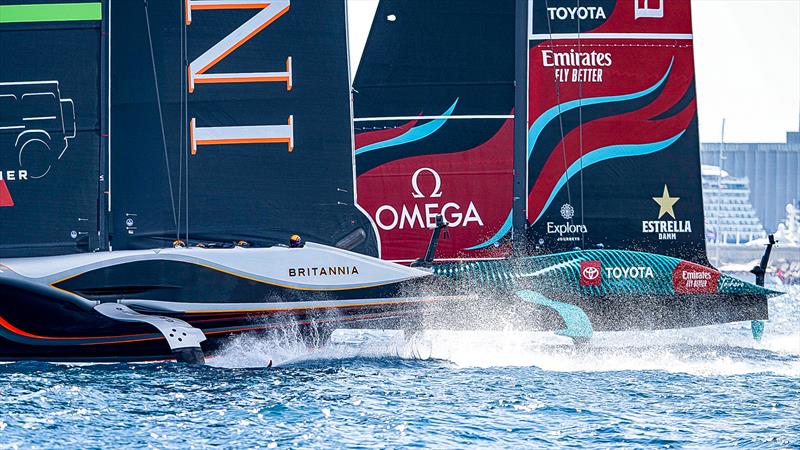 INEOS Britannia and Emirates Team NZ  - Race 21 - Day 6 - Round Robin 2 - Louis Vuitton Cup - September 5, 2024 - photo © Ricardo Pinto / America's Cup