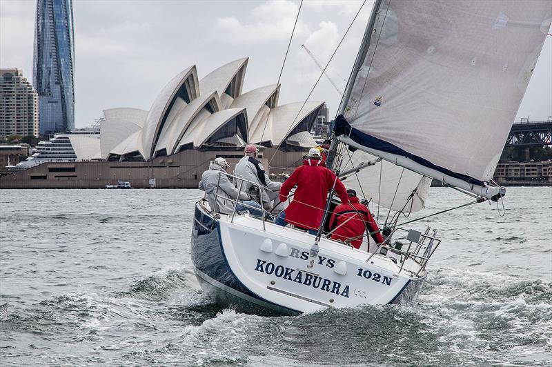 Richard Hammond's Kookaburra heading in towards the Opera House - photo © John Curnow