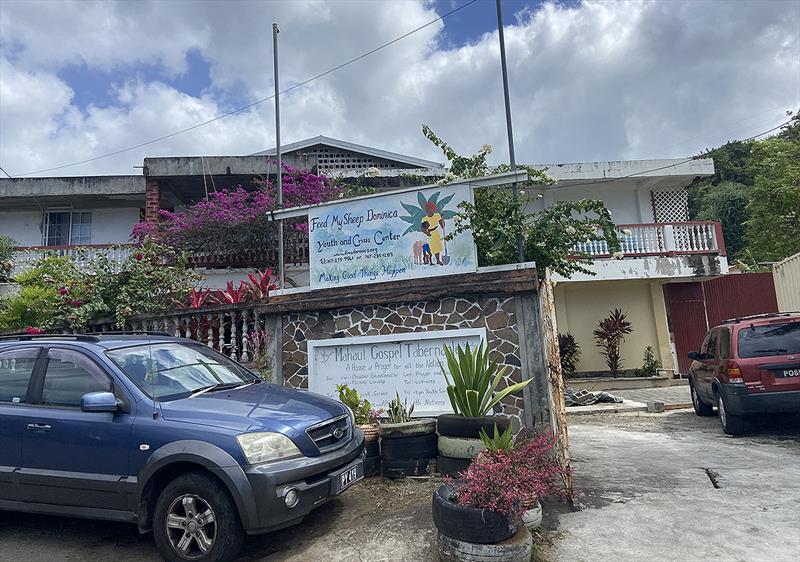 This is the gate  to the 'shelter' where Pastor Lena has an open house providing a protected space for anyone in need. After the hurricane Maria 2017 they provided innumerous young and old people, mainly women and kids, with food and a bed and lots of lov - photo © Renate Klocke