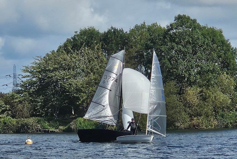 Autumn Cup at Fishers Green - photo © Christian Hill