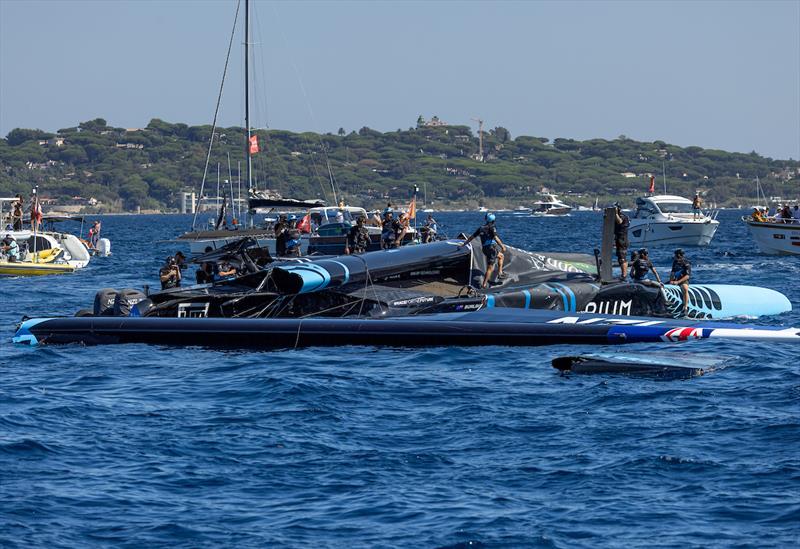 New Zealand SailGP Team view the damage to their F50 catamaran after Race 3 on Race Day 1 of the France Sail Grand Prix in Saint-Tropez, France - photo © Felix Diemer/SailGP