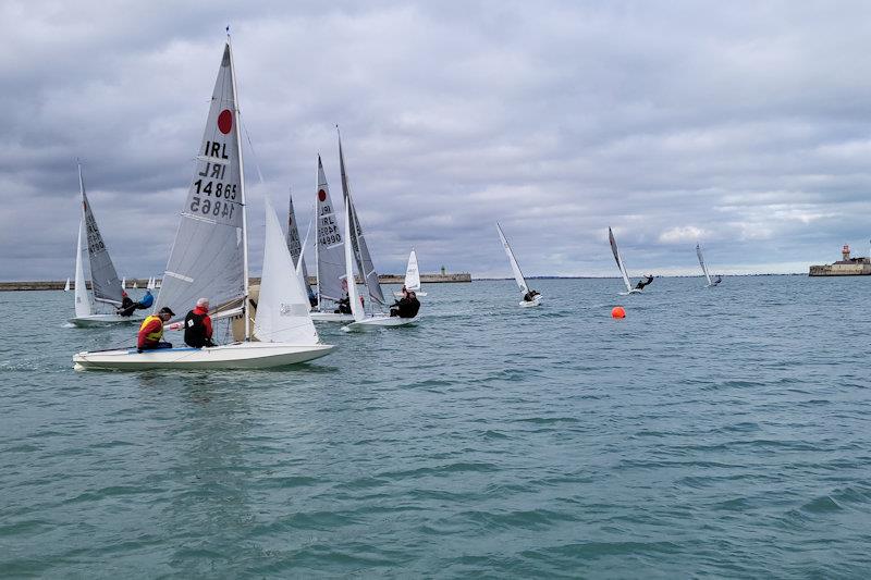 Owen Sinnott & Grattan Donnelly lead a cluster of Fireballs at the weather mark - Viking Marine Frostbite Series 3rd March photo copyright Ian Cutliffe taken at Dun Laoghaire Motor Yacht Club and featuring the Fireball class