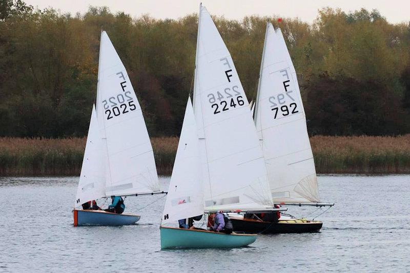 Firefly Vines Travellers Series at West Oxfordshire SC - photo © Stewart Eaton