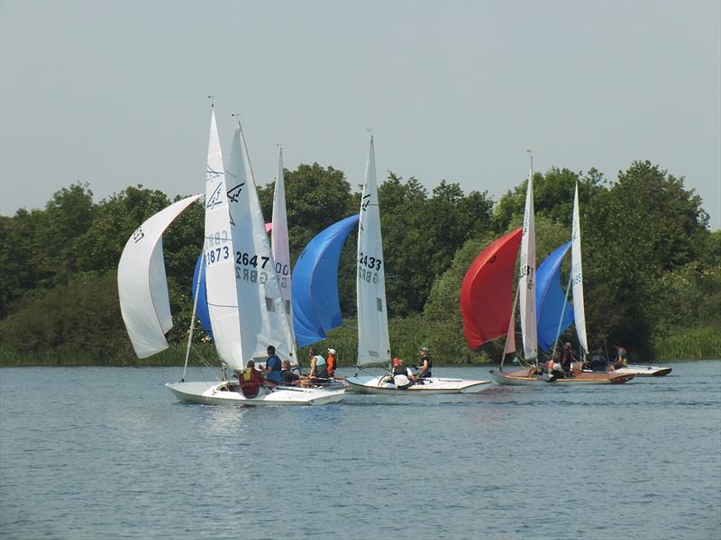 Middle Nene Flying 15 Open - photo © Wilf Kunze