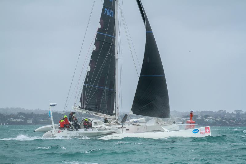 Ave Gitana - PIC Coastal Classic - Start - Waitemata Harbour - October 25, 2019 - photo © Richard Gladwell / Sail-World.com