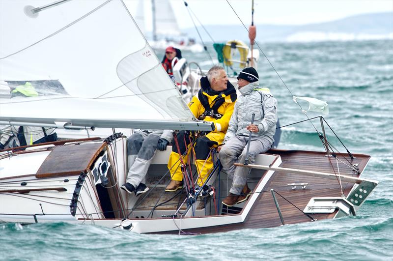 Round the Island Race - photo © Tom Hicks / www.solentaction.com
