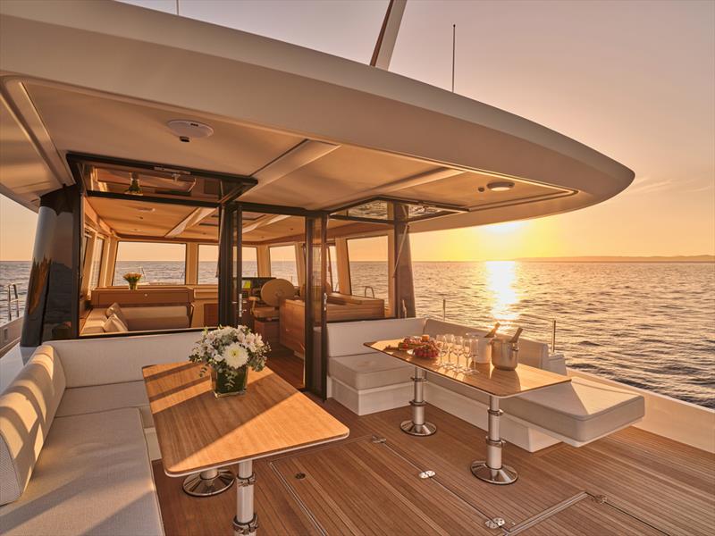 Relaxing day and evening outdoor environment - Omikron-60 -  Juan Yacht Design - October 2025 - photo © Studio Reskos