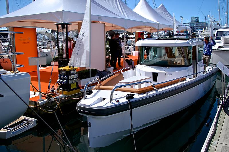 Axopar 28 - Auckland On the Water Boat Show - Day 4 - September 30, 2018 - photo © Richard Gladwell
