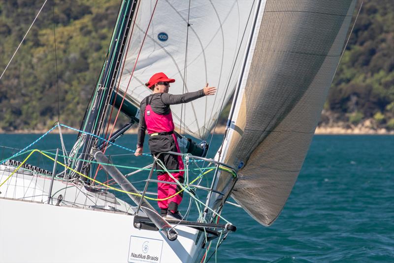 Pointing the way - photo © Karmyn Ingram - Waikawa Boating Club