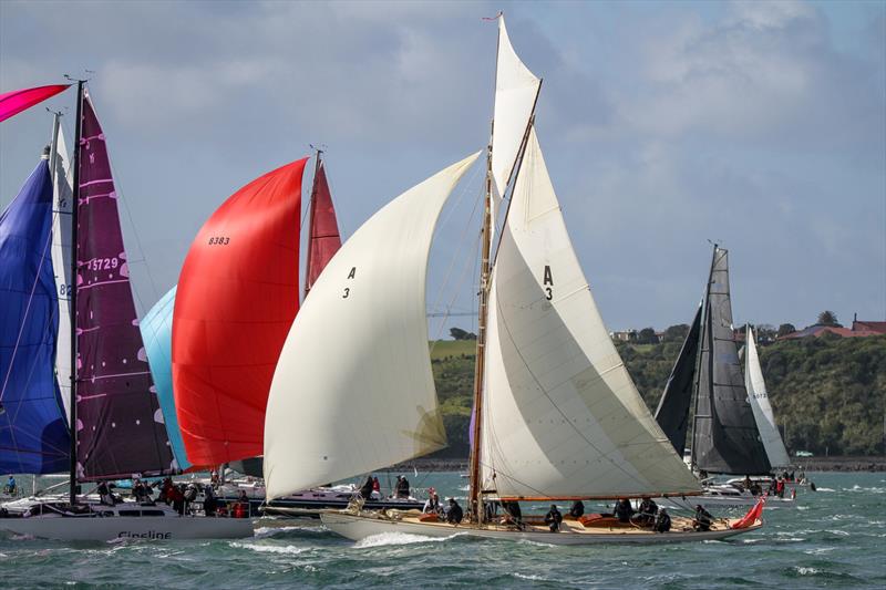 Coastal Classic - Waitemata Harbour - October 21, 2022 - photo © Richard Gladwell - Sail-World.com/nz