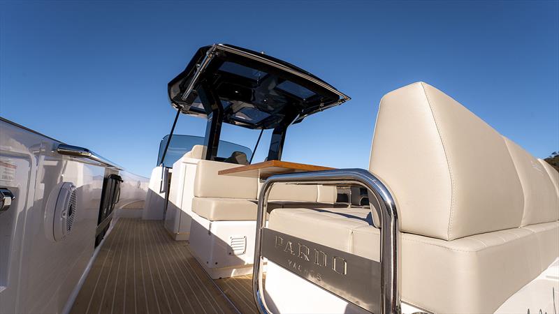 Open spaces and walk around decks - Pardo 38 - photo © eyachts