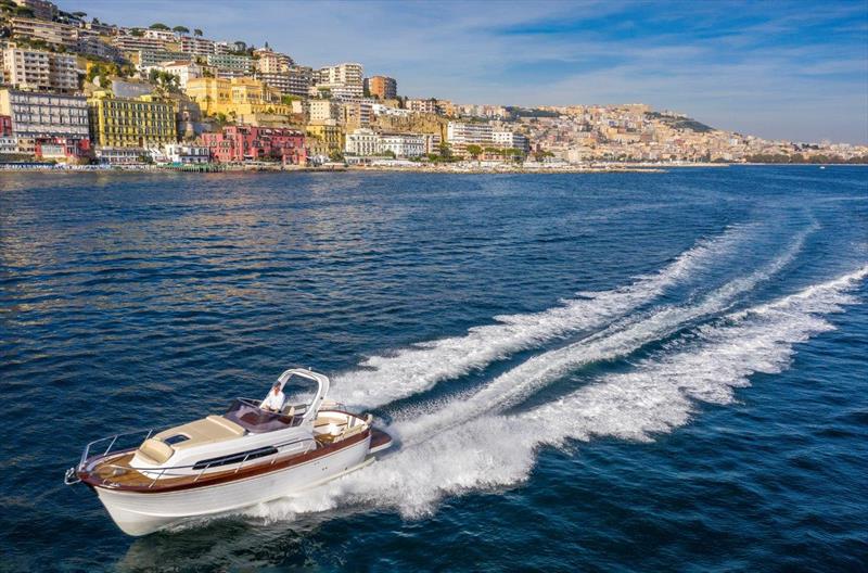 Libeccio 8.5 Cabin running - photo © Cantiere Mimì