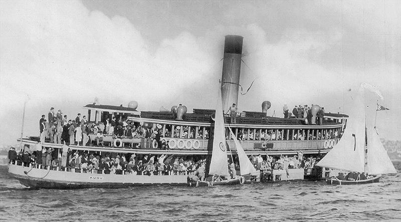 Spectator Ferry in 1951 - photo © Frank Quealey