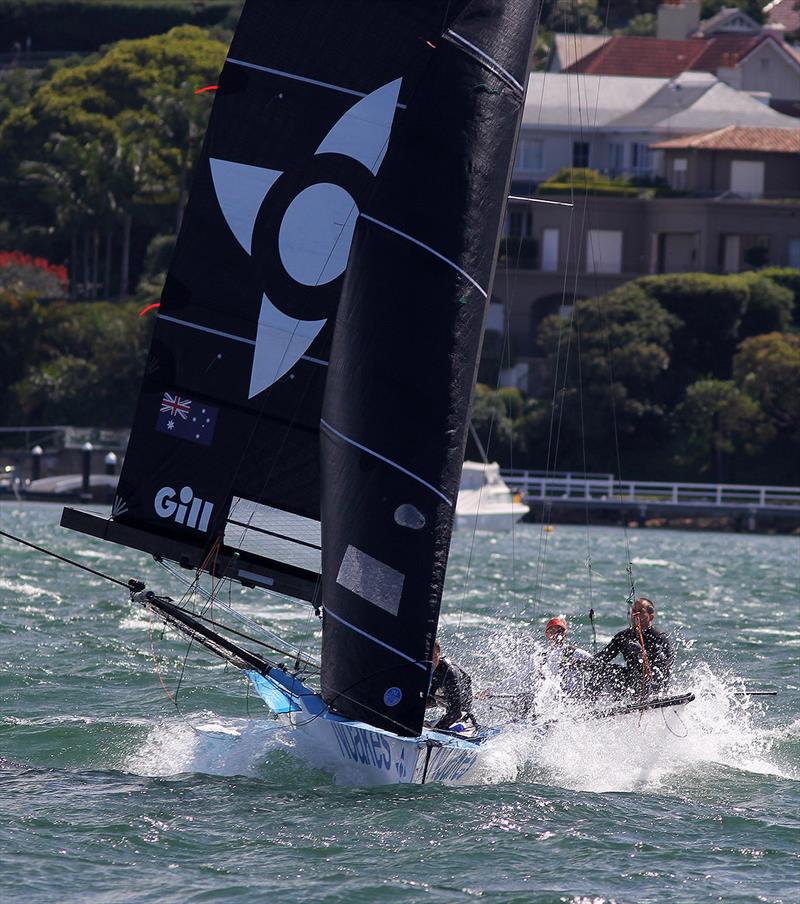 18ft Skiff Spring Championship Race 6: Yvette drives Noakes Blue to the bottom mark - photo © Frank Quealey