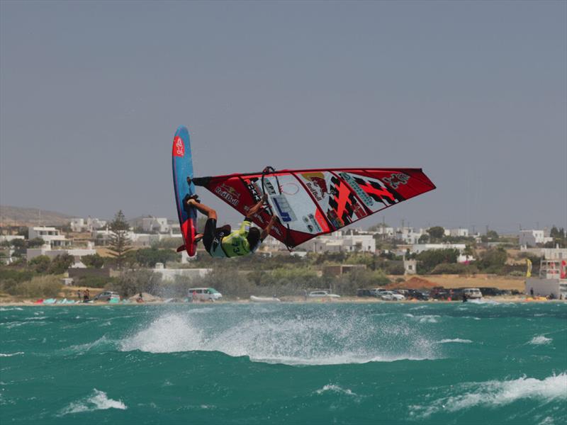 Lennart was stomping a wide variety of moves all throughout the day, filling his scoresheets with all of the highest-scoring moves - photo © Freestyle Pro Tour