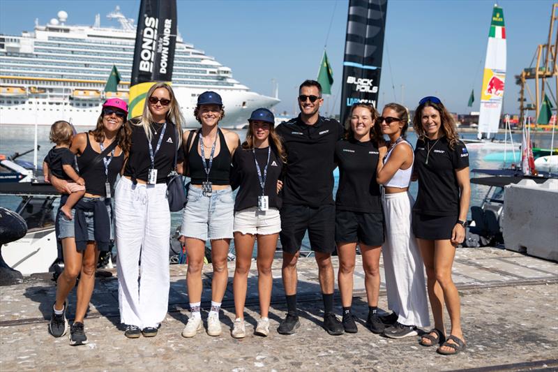 Armstrong Womens Week Tarifa Black Foils - December 2025 - photo © Joshua McCormack-Armstrong Foils