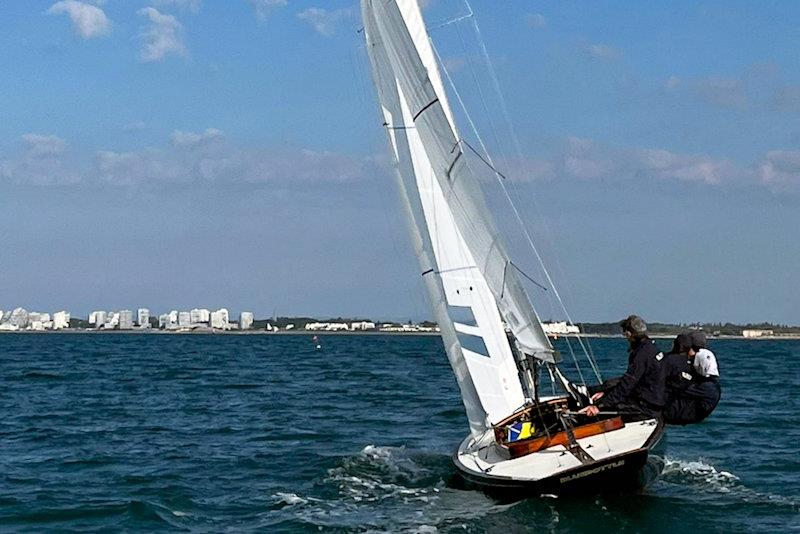 Bluebottle wins the Dragon French National Championship at Port Camargue - photo © French Dragon Association