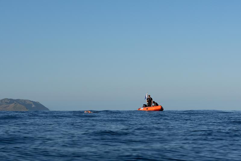  Jono Ridler - The final push - Swim4TheOcean - March 17, 2026 - photo © Joshua McCormack